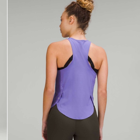 Lululemon Lightweight Stretch Running Tank Top in Indigo - Picture 2 of 6